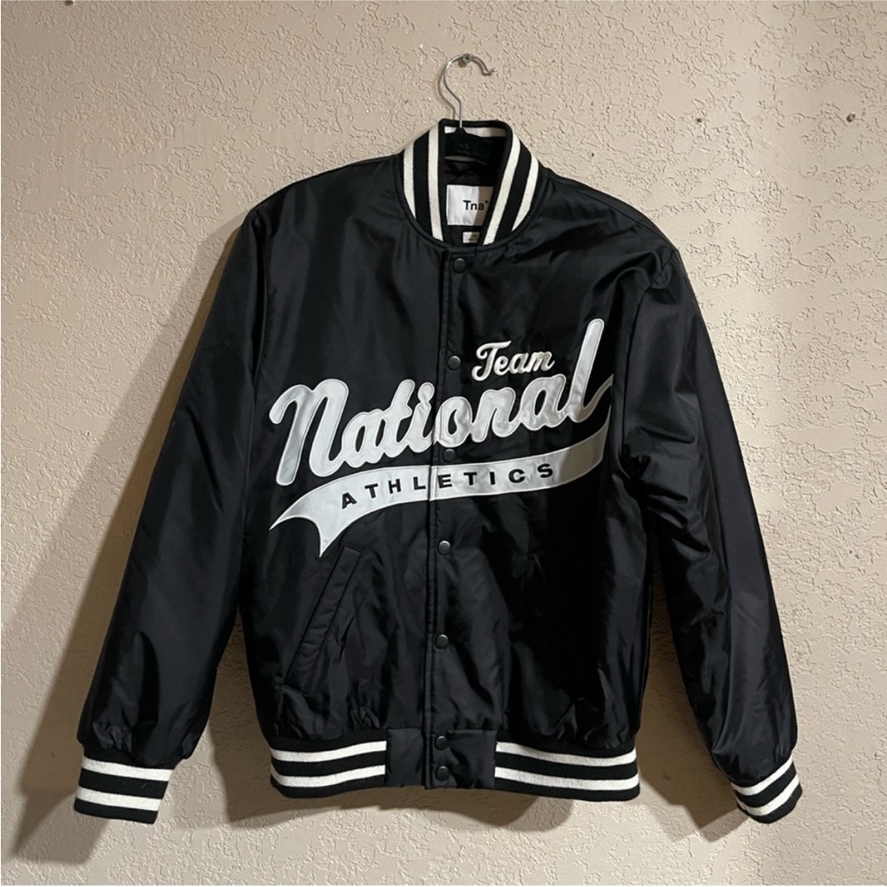TNA Aritzia | Oversized Nationals Varsity
Bomber Jacket Size: XS